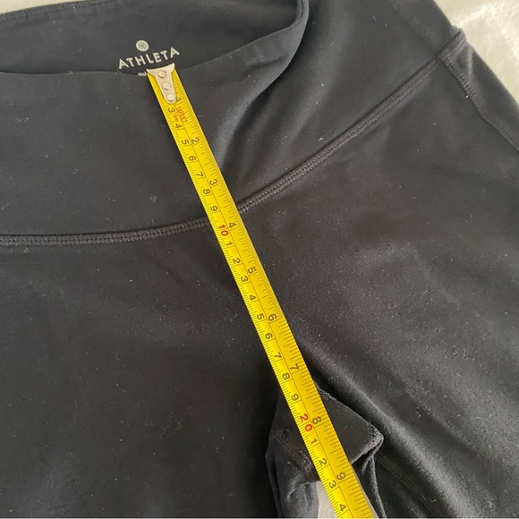 Athleta Mesh Cutout Crop Leggings - Picture 7 of 9